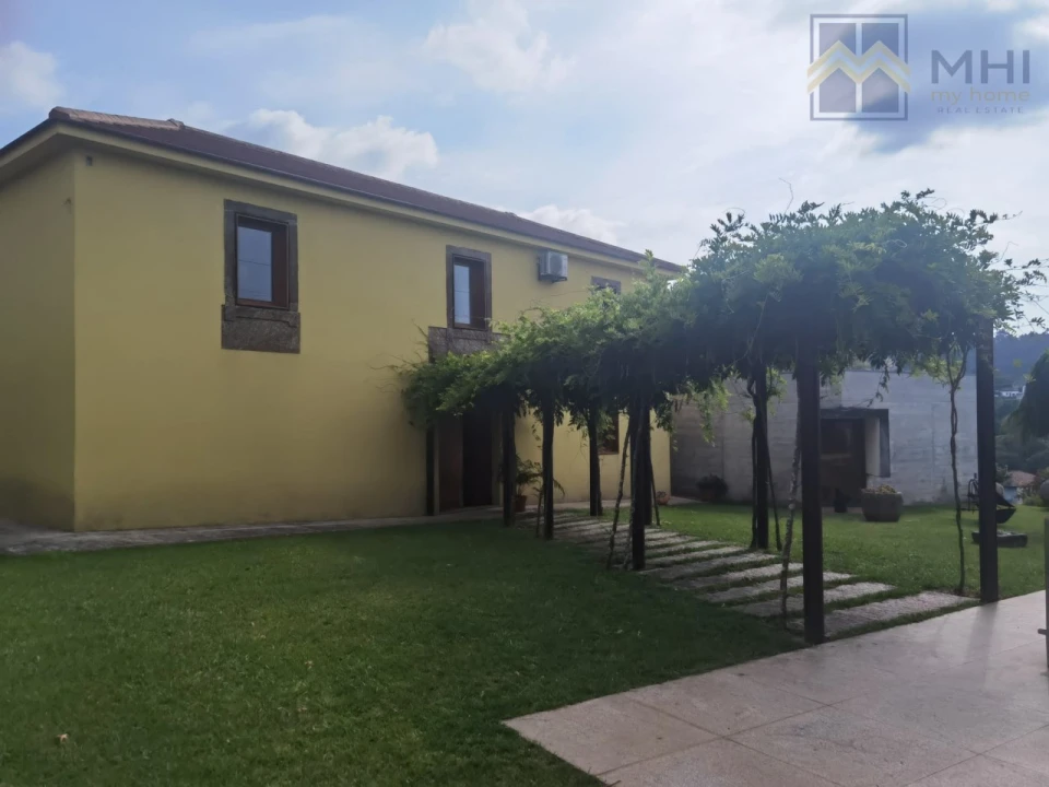 Quinta T9 para Venda em Sandim, Olival, Lever e Crestuma Foto 4