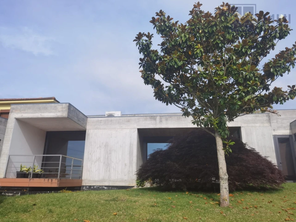 Quinta T9 para Venda em Sandim, Olival, Lever e Crestuma Foto 8