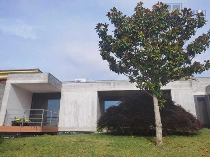 Quinta T9 para Venda em Sandim, Olival, Lever e Crestuma Foto 8