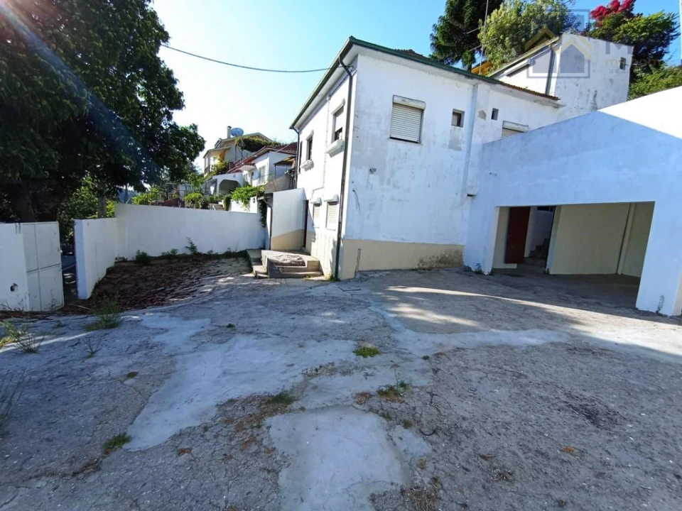 Moradia T5 para Venda em Foz do Sousa e Covelo Foto 5