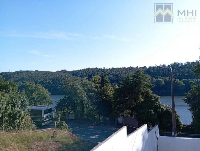 Moradia T5 para Venda em Foz do Sousa e Covelo Foto 2