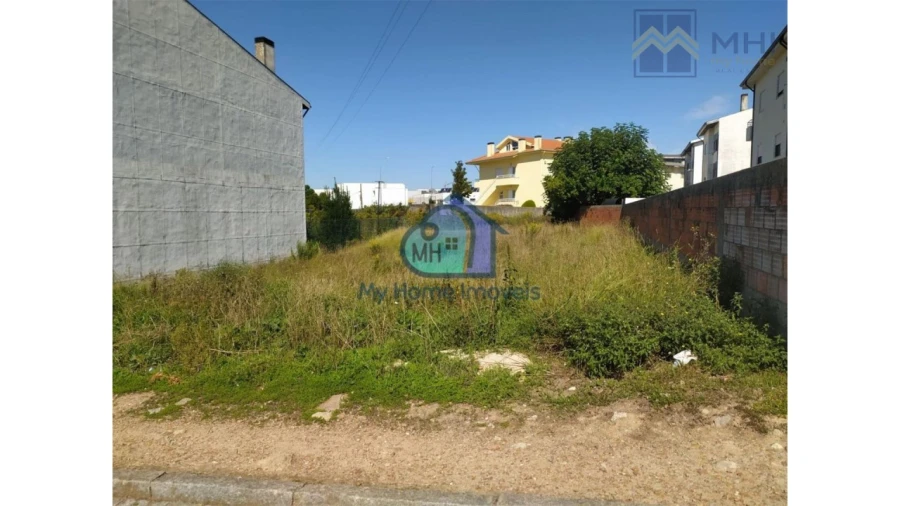 Terreno para Venda em Avintes Foto 3