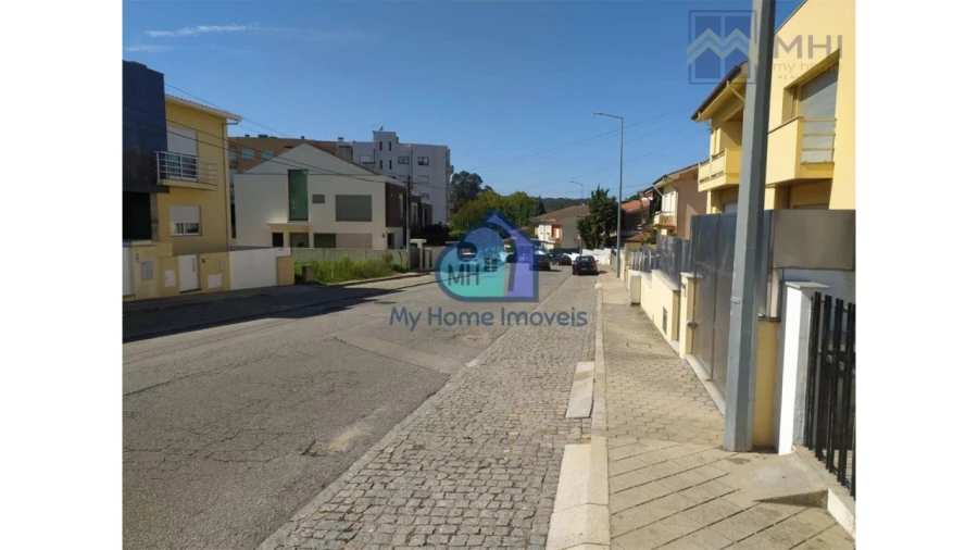 Terreno para Venda em Avintes Foto 9