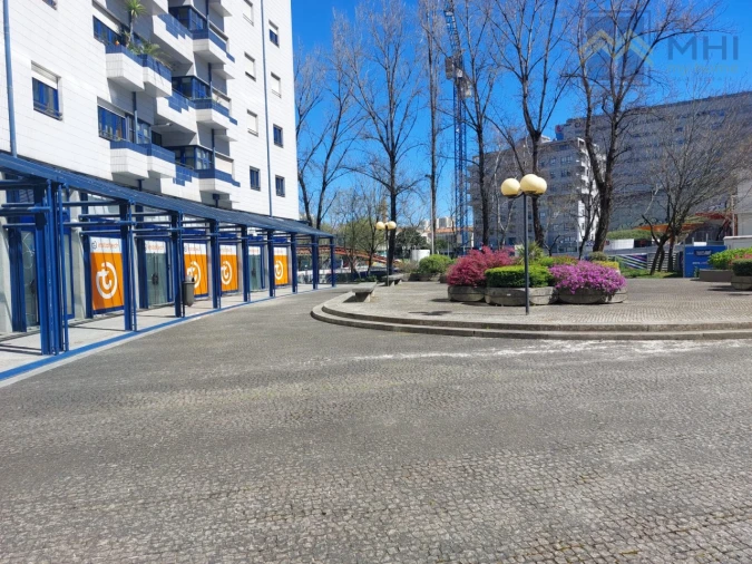 Loja para Venda em Lordelo do Ouro e Massarelos Foto 4