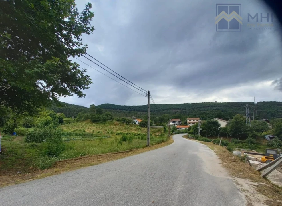 Terreno para Venda em Mondim de Basto Foto 3