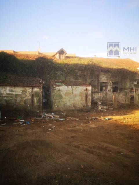 Moradia T2 para Venda em Campanhã
