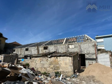 Moradia T2 para Venda em Campanhã