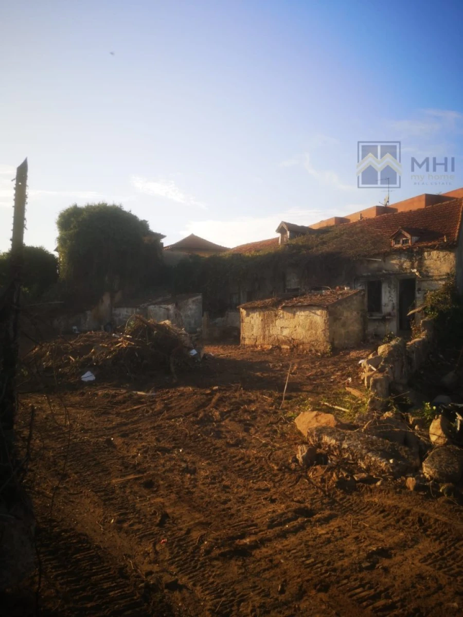Moradia T2 para Venda em Campanhã Foto 11