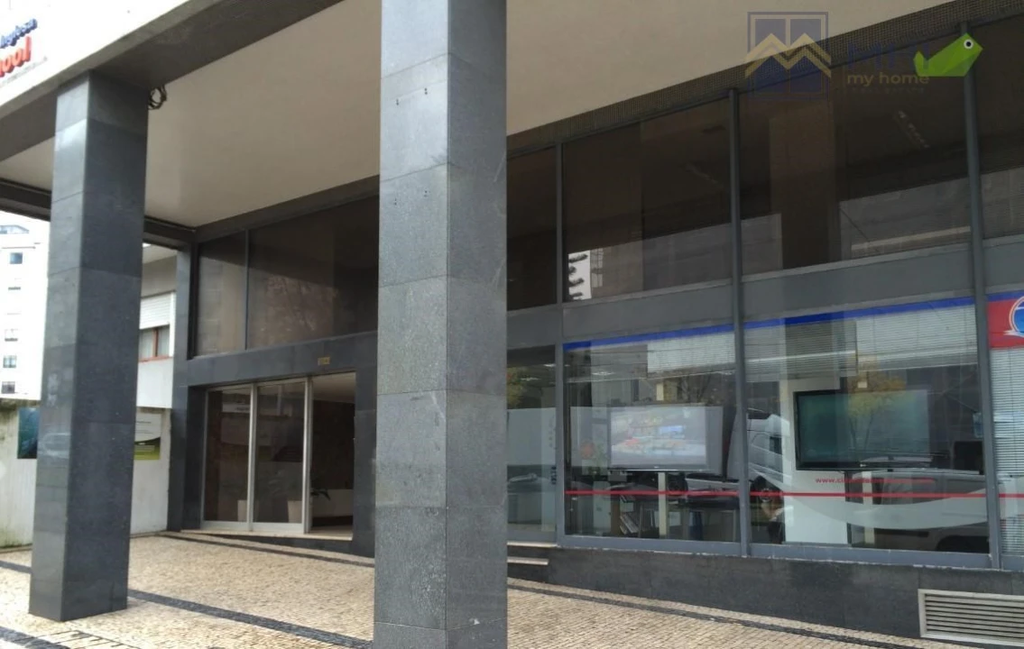 Escritório para Venda em Mafamude e Vilar do Paraíso Foto 3