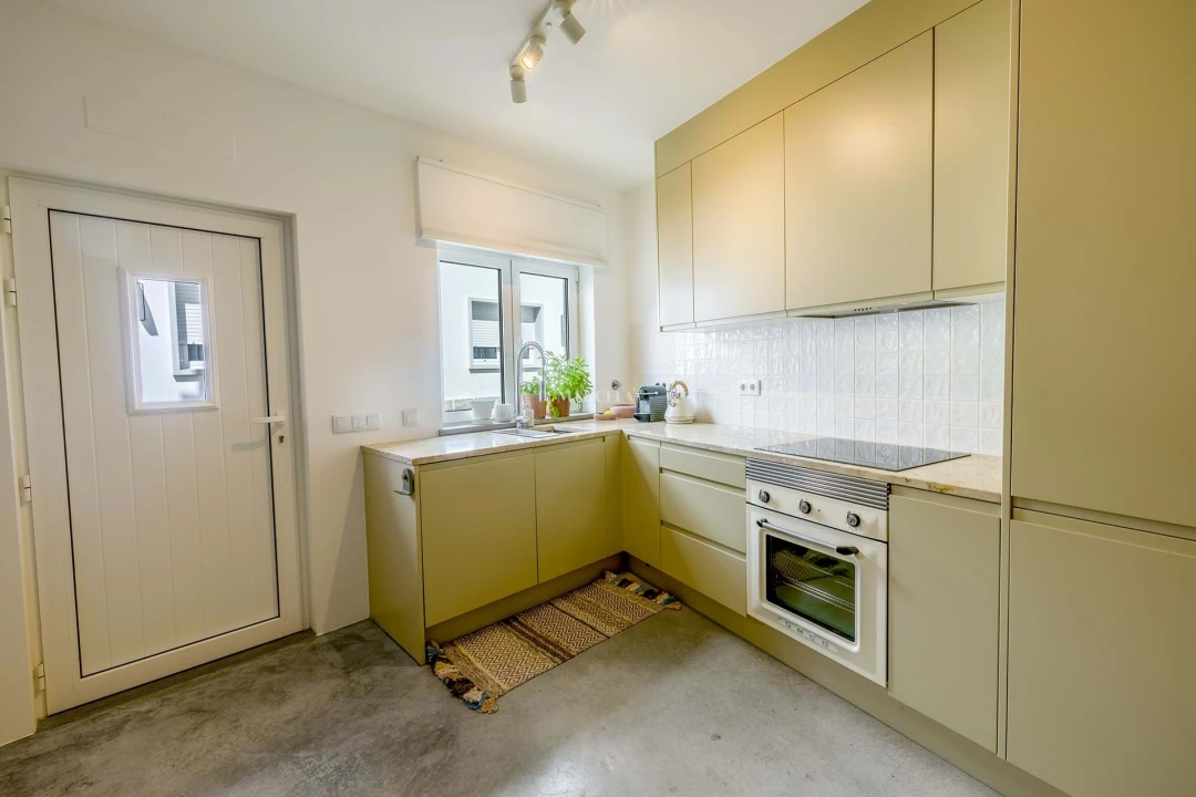 Moradia T1 para Arrendamento férias em Lagos (São Sebastião e Santa Maria) Foto 3