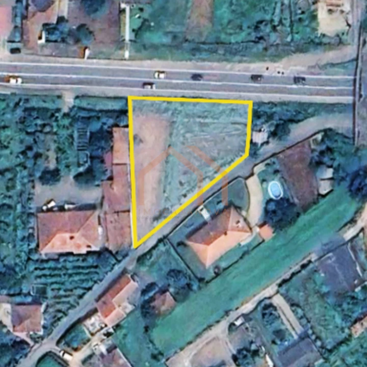 Terreno para Venda em Monção e Troviscoso Foto 1