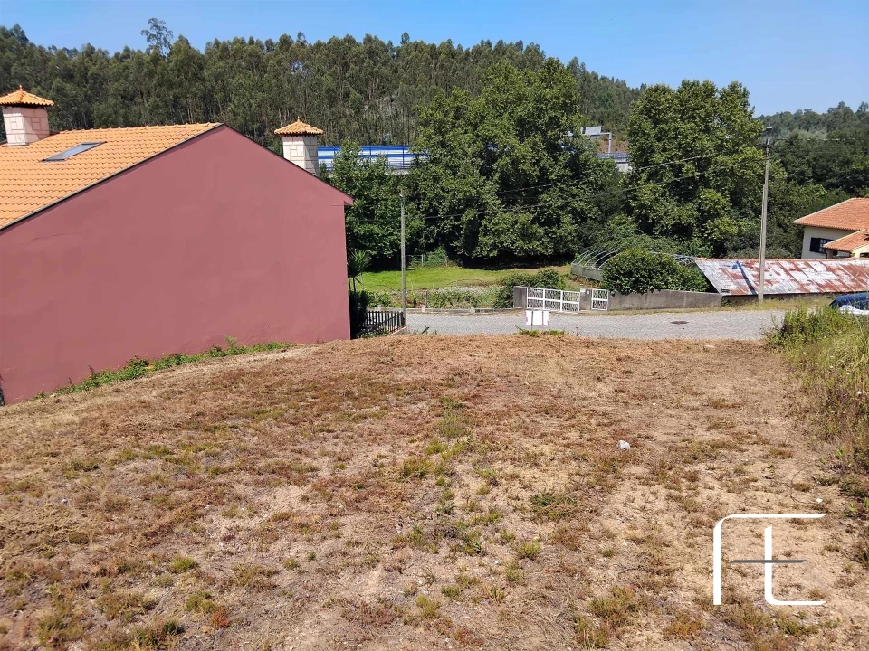 Terreno para Venda em Pedroso e Seixezelo Foto 3
