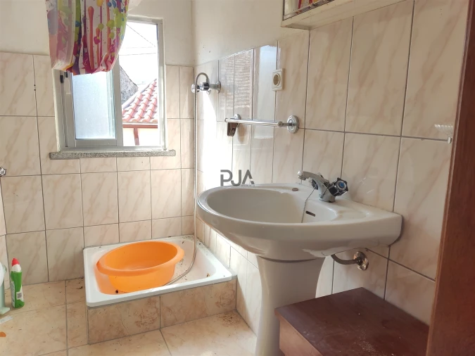 Moradia T3 para Venda em Forninhos Foto 9