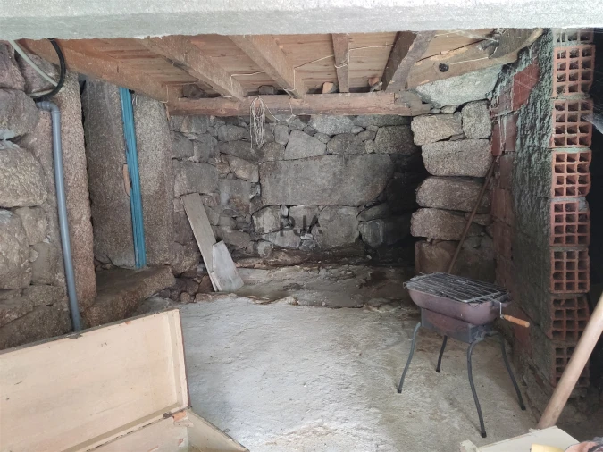 Moradia T3 para Venda em Forninhos Foto 12