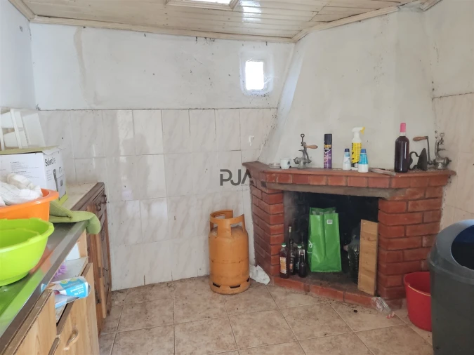 Moradia T3 para Venda em Forninhos Foto 4