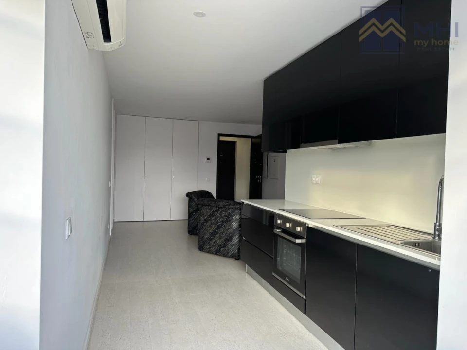 Apartamento T1 para aluguer com garantia em Oliveira, São Paio e São Sebastião Foto 2