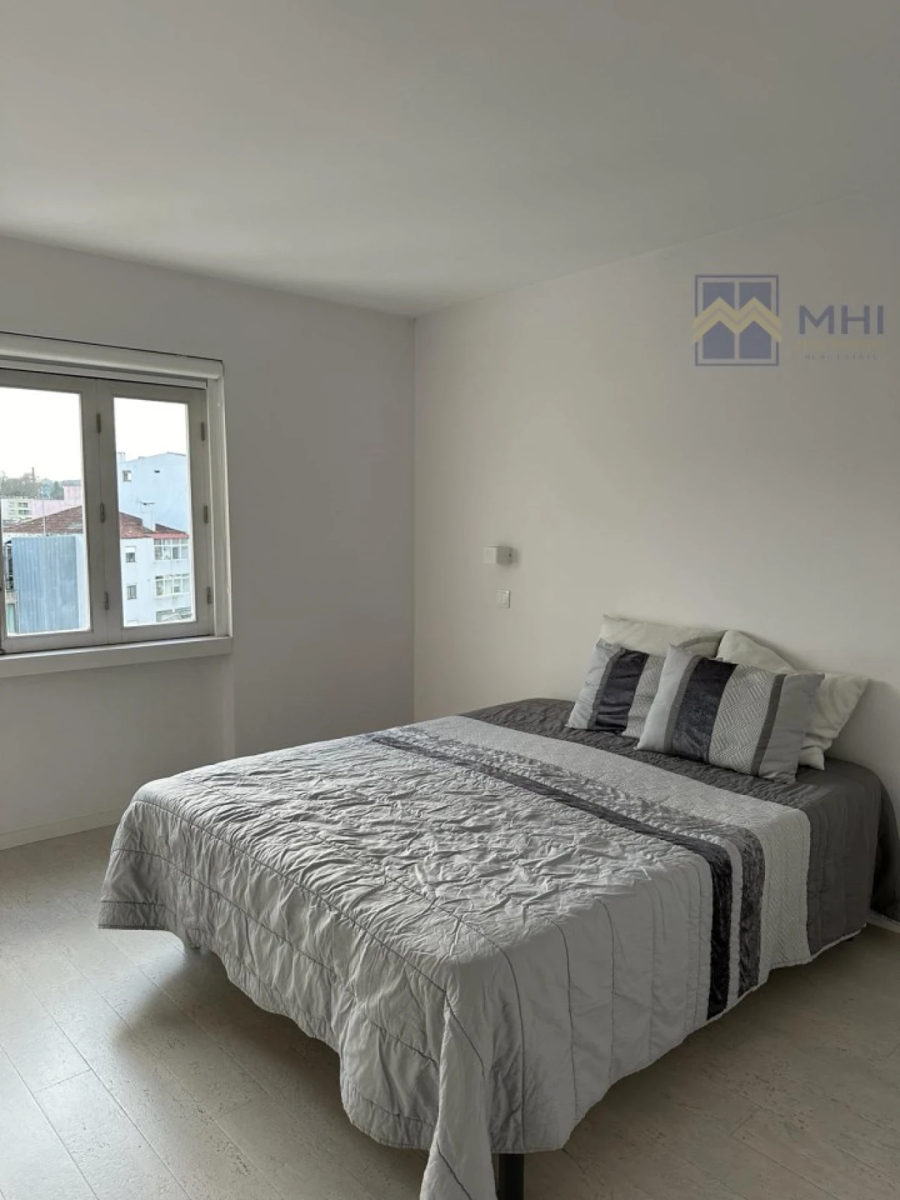 Apartamento T1 para aluguer com garantia em Oliveira, São Paio e São Sebastião Foto 6