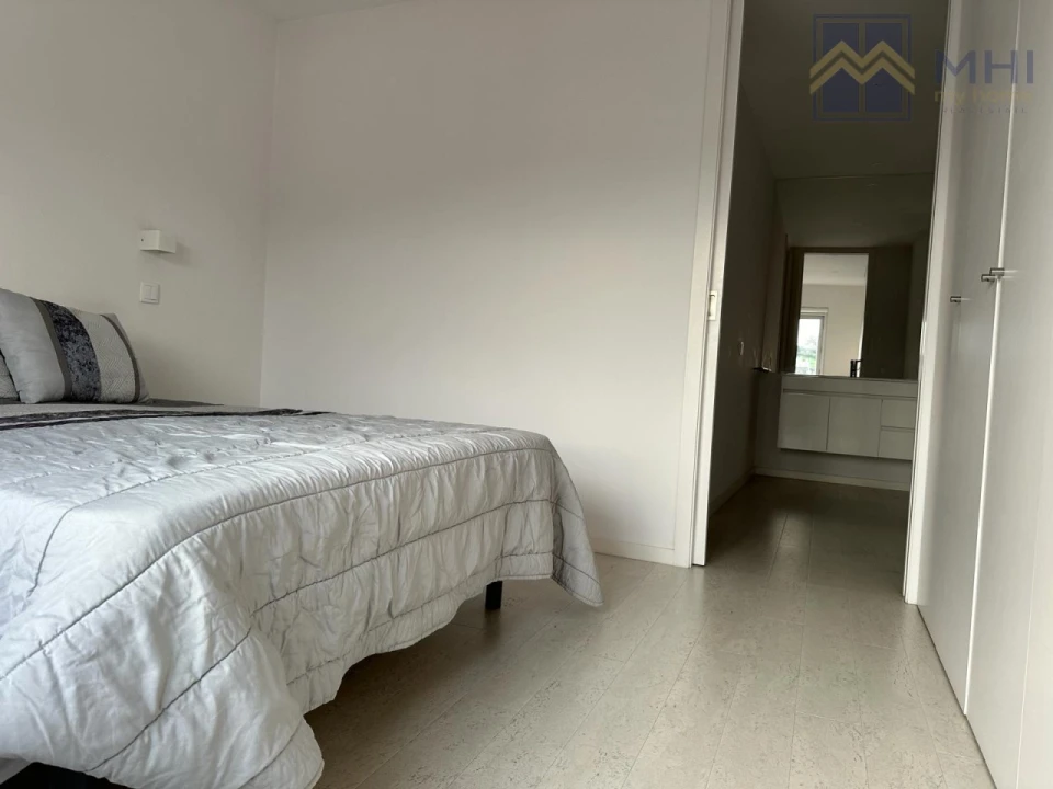 Apartamento T1 para aluguer com garantia em Oliveira, São Paio e São Sebastião Foto 10