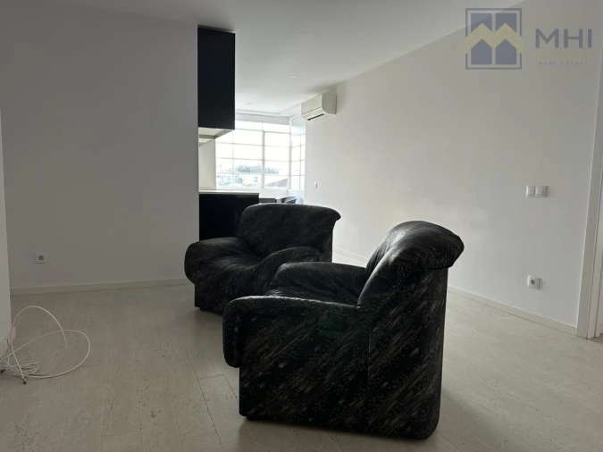 Apartamento T1 para aluguer com garantia em Oliveira, São Paio e São Sebastião Foto 5