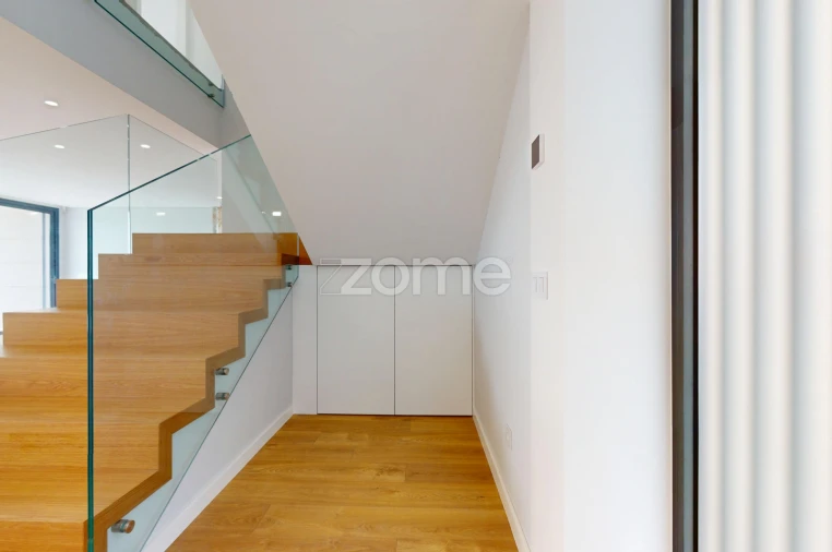 Moradia T4 para Venda em Abade de Neiva Foto 10