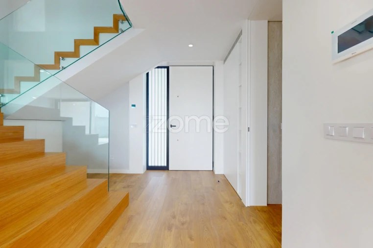 Moradia T4 para Venda em Abade de Neiva Foto 11