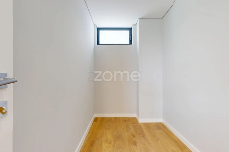 Moradia T4 para Venda em Abade de Neiva Foto 21