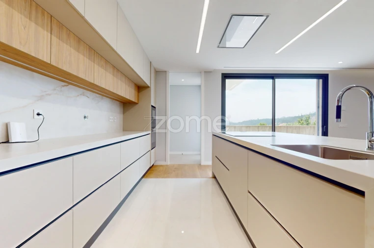 Moradia T4 para Venda em Abade de Neiva Foto 22