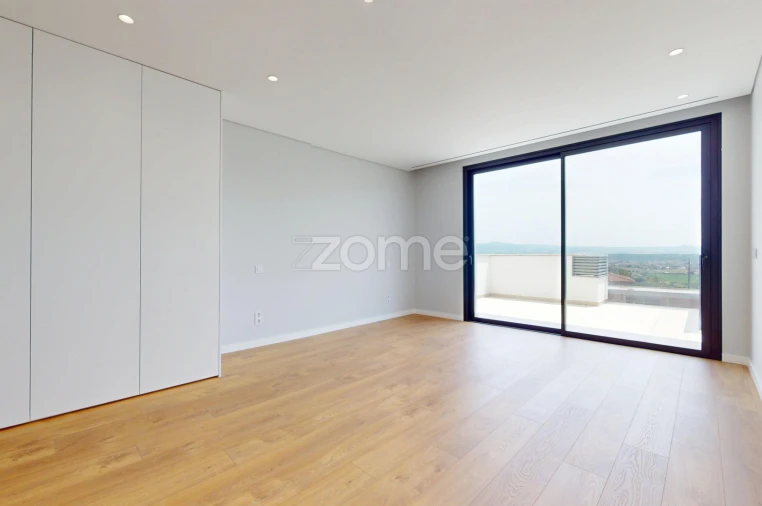 Moradia T4 para Venda em Abade de Neiva Foto 25