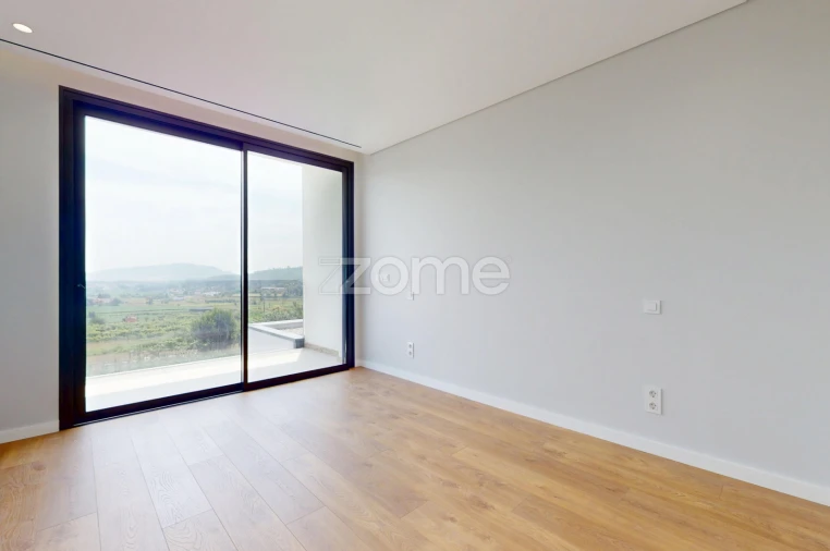 Moradia T4 para Venda em Abade de Neiva Foto 32