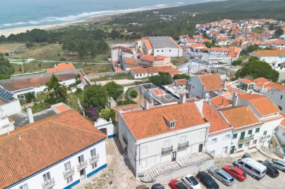 Moradia T10 para Venda em Nazare
