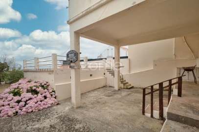 Moradia T10 para Venda em Nazare