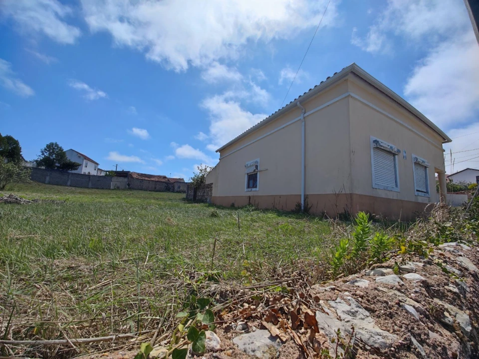 Moradia T2 para Venda em Alhadas Foto 1