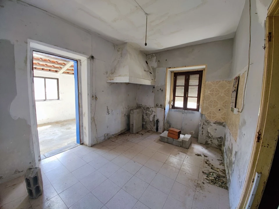 Moradia T2 para Venda em Alhadas Foto 2