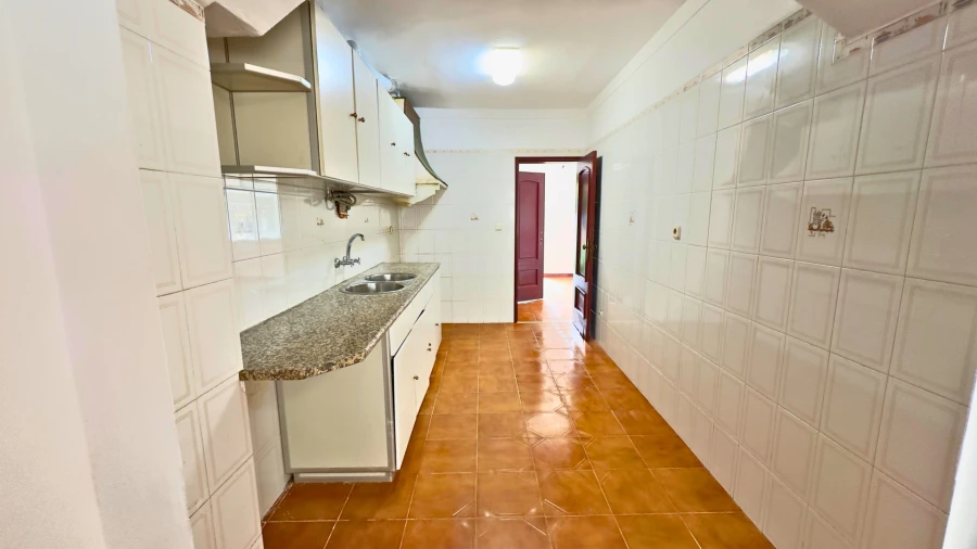 Moradia T6 para Venda em Alcabideche Foto 3