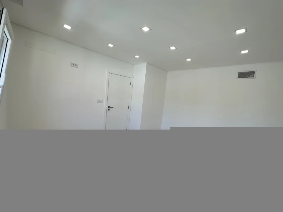 Moradia T4 para Venda em Amora Foto 11