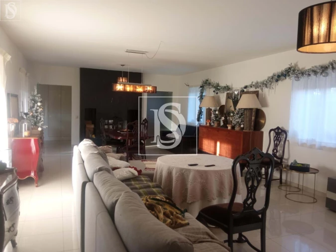 Moradia T3 para Venda em Seiça Foto 6