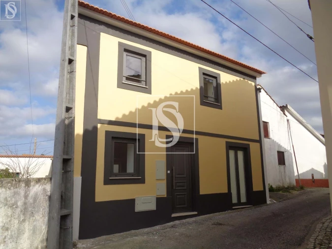 Moradia T3 para Venda em Alburitel Foto 13