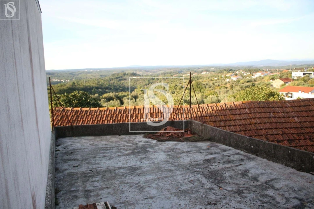 Moradia T3 para Venda em Alburitel Foto 18