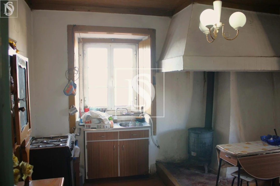 Moradia T3 para Venda em Alburitel Foto 7