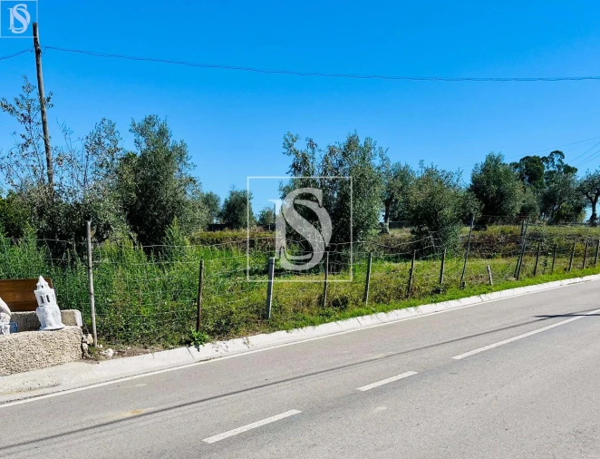 Terreno para Venda em Nossa Senhora das Misericordias Foto 1