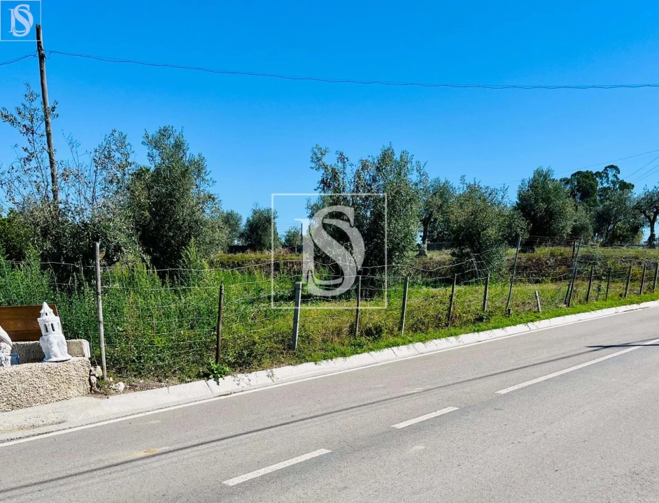 Terreno para Venda em Nossa Senhora das Misericordias Foto 1