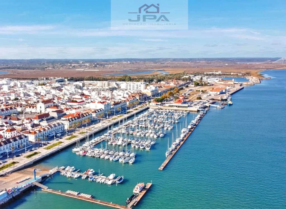 Apartamento T1 para Venda em Vila Real de Santo Antonio Foto 1