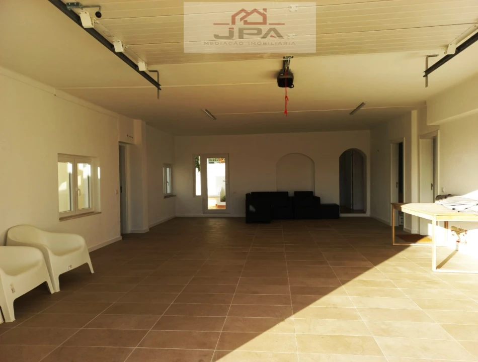 Moradia T7 para Venda em Altura Foto 10