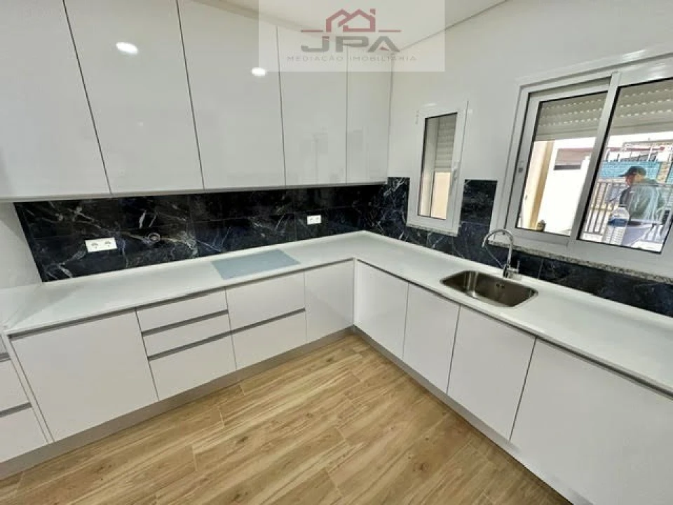 Moradia T3 para Venda em Altura Foto 7