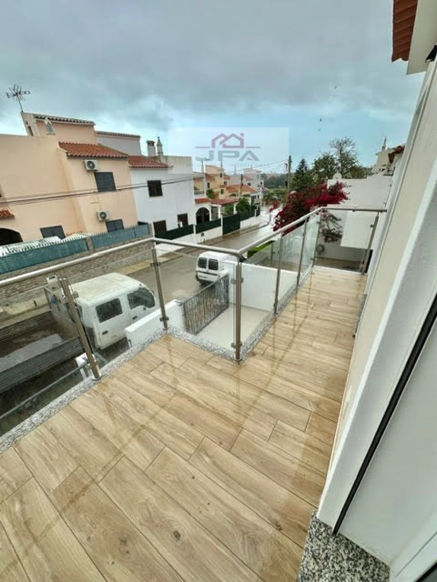 Moradia T3 para Venda em Altura Foto 18