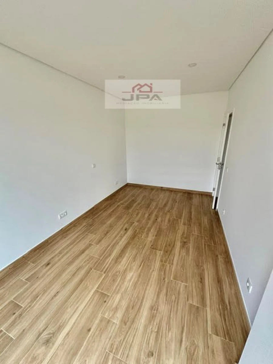 Moradia T3 para Venda em Altura Foto 24