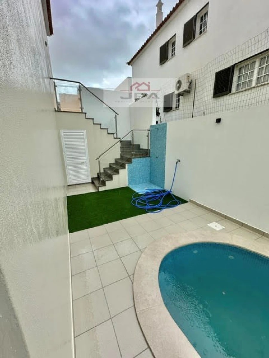 Moradia T3 para Venda em Altura Foto 30