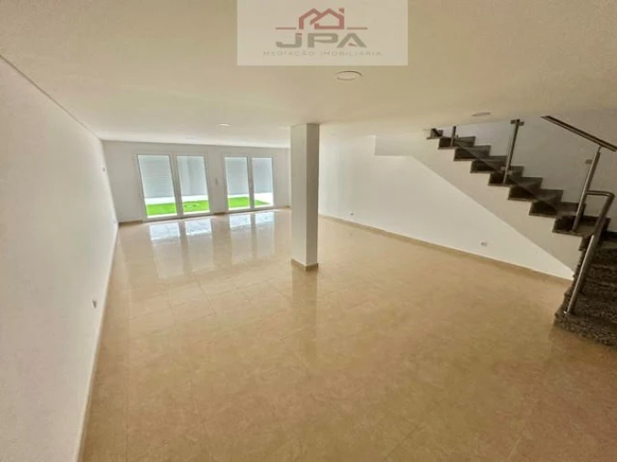 Moradia T3 para Venda em Altura Foto 32