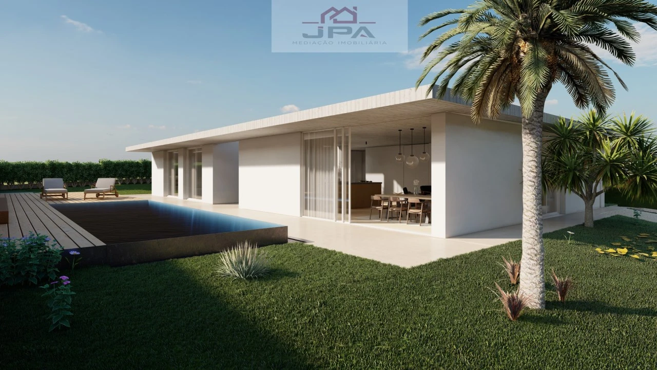 Moradia T3 para Venda em Castro Marim Foto 1