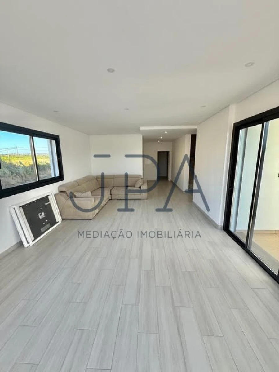 Moradia T3 para Venda em Altura Foto 10